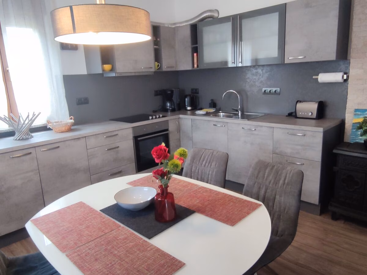 Offener Wohn- und Essbereich